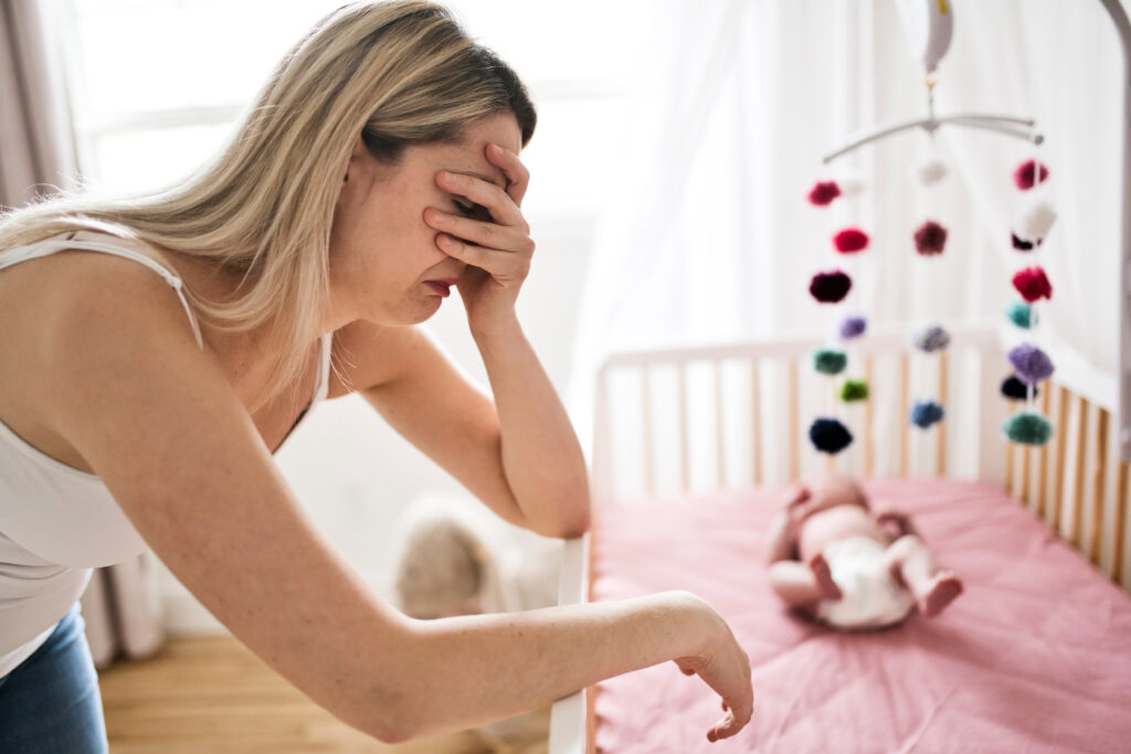 5 Ways “Cry it Out” RUINS Your Baby’s Sleep