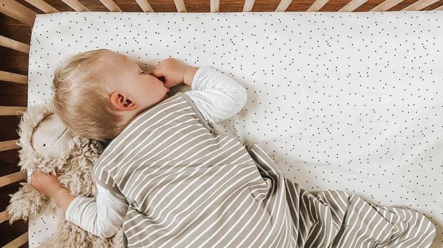 How To Get Baby To Self-Soothe In The Middle Of